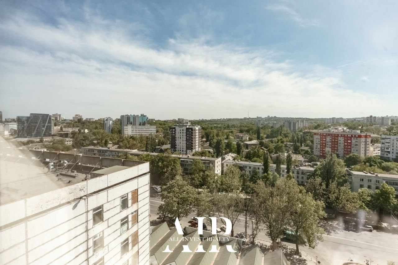 Centru, Calea Ieșilor